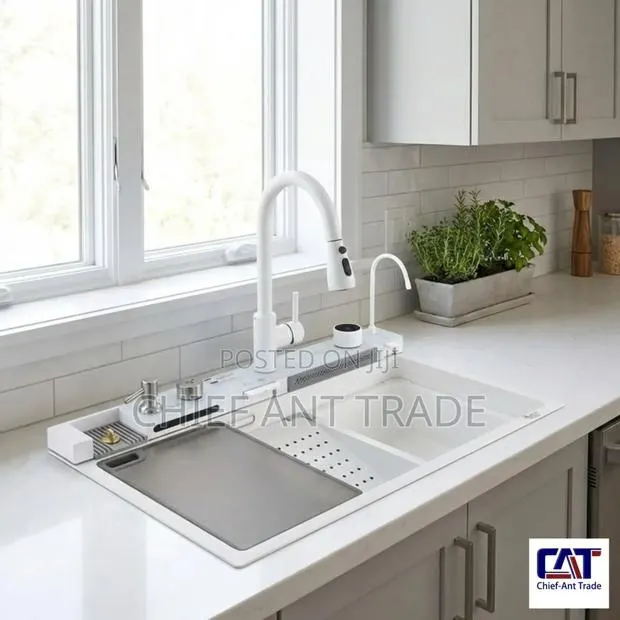 White Digital Luxury Waterfall Kitchen Sink · Photo 1