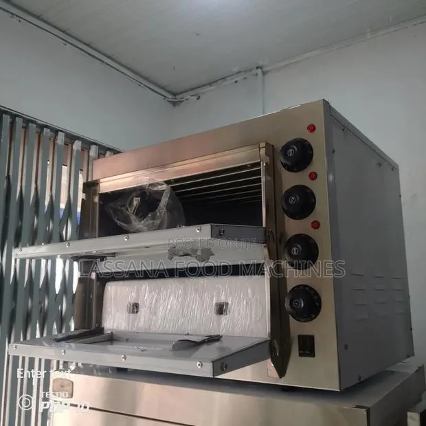 Pizza Oven · Photo 1