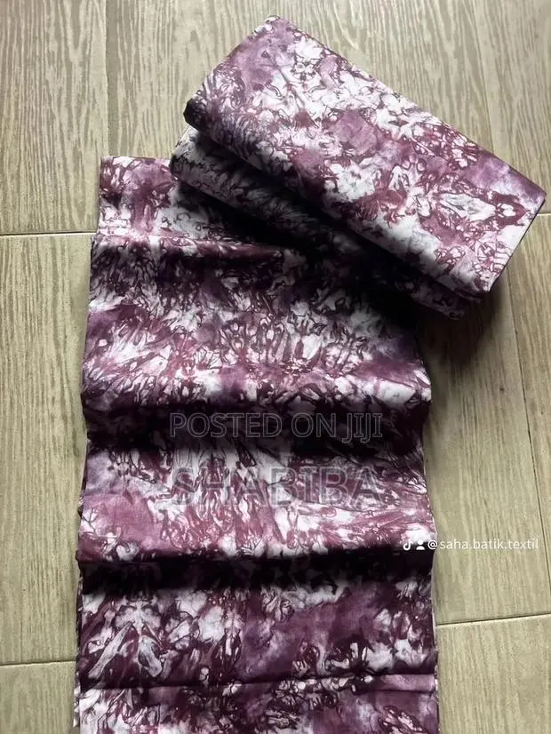Tie Dye and Batik Fabrics · Photo 1