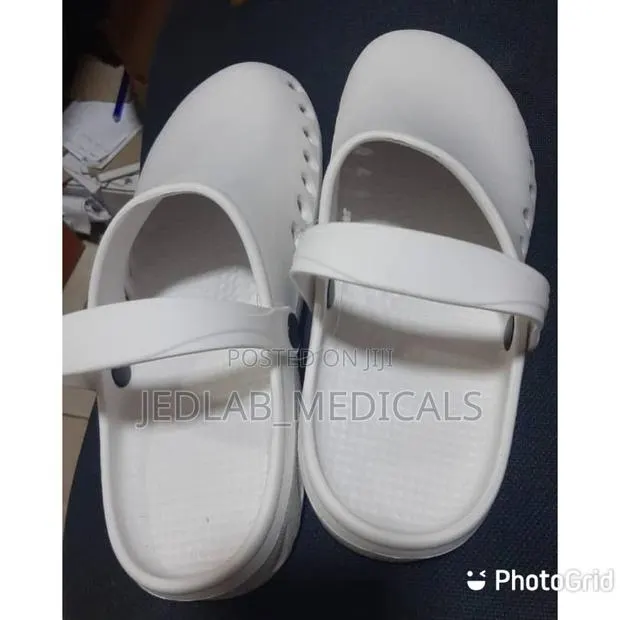 Crocs for Students and Practitioners · Photo 1