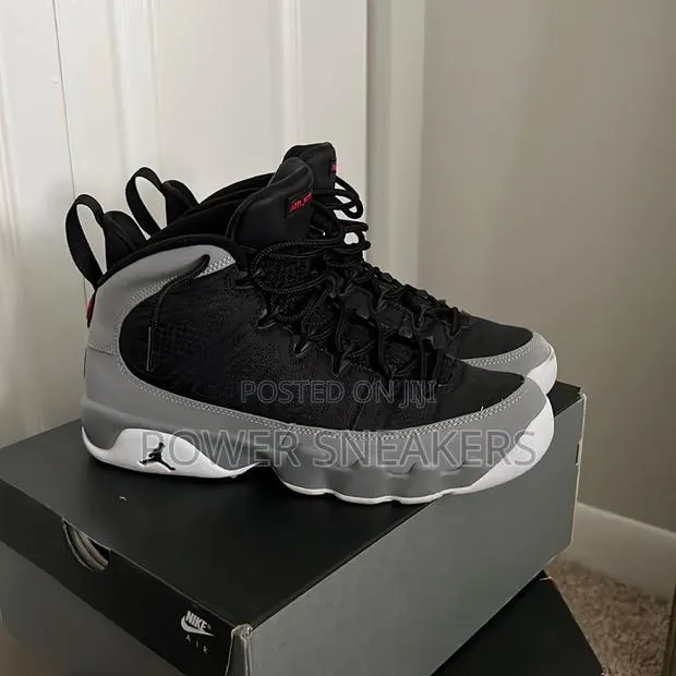 Jordan 9 Particle Gray · Photo 1