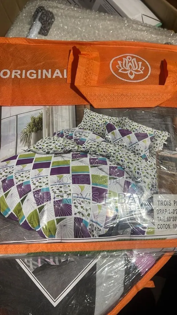6pcs Bedsheets Set. 2 Bedsheets With 4 Pillow Covers · Photo 7