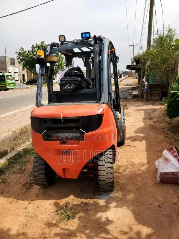 Demag Forklift Rental Services · Photo 1