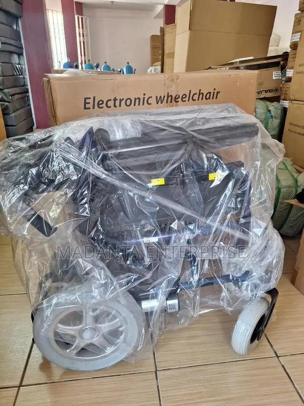 Electronic Wheelchair · Photo 1