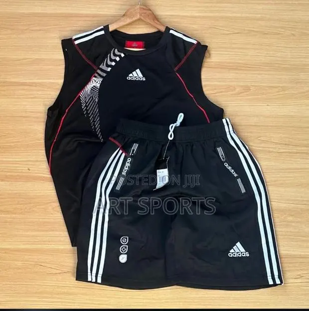 Adidas Trainers · Photo 1