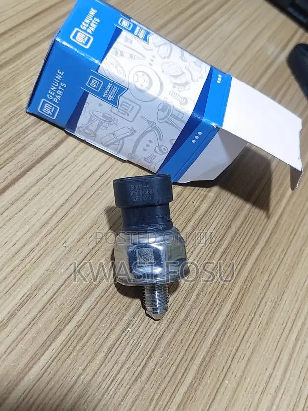 Fuel Pressure Sensor for Chevrolet Cars · Photo 1