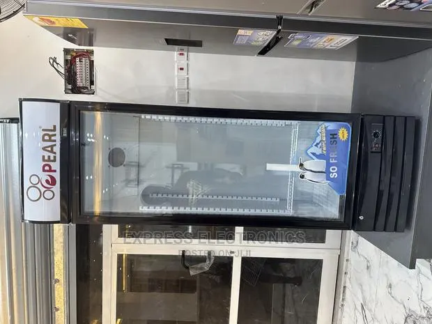 Pearl Switchable Internal Illumina Display Vertical PVC 49 · Photo 1