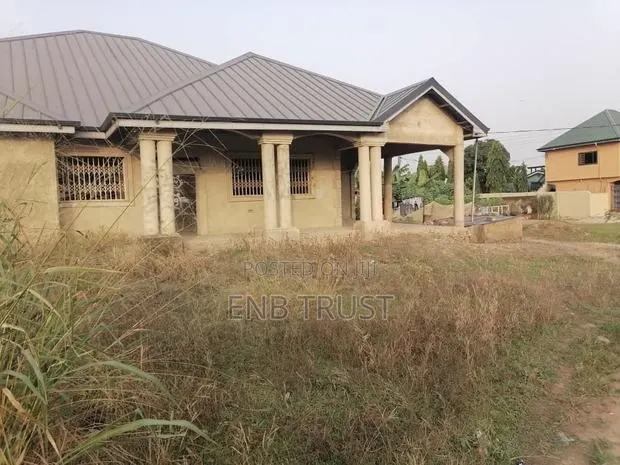 3 Bedrms on 130x100 Size of Plot for Sale at Amasaman · Photo 1