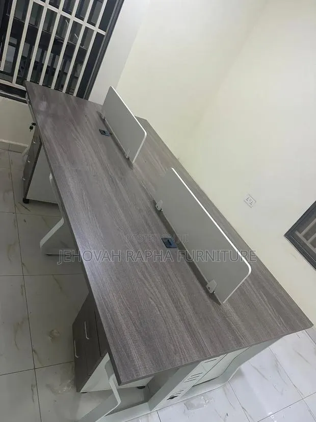 Wooden Four in One Workstation · Photo 1
