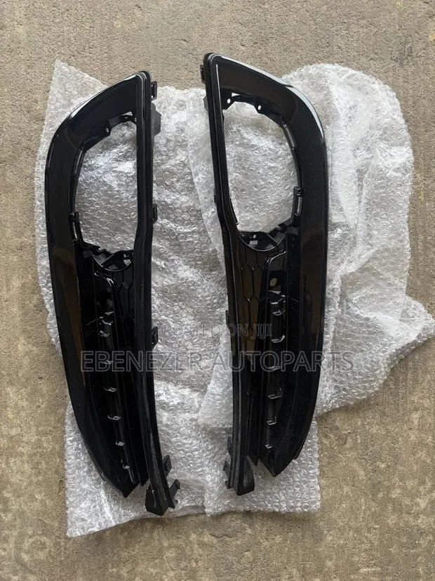 Honda Civic Foglights Covers 2014 2015 · Photo 1