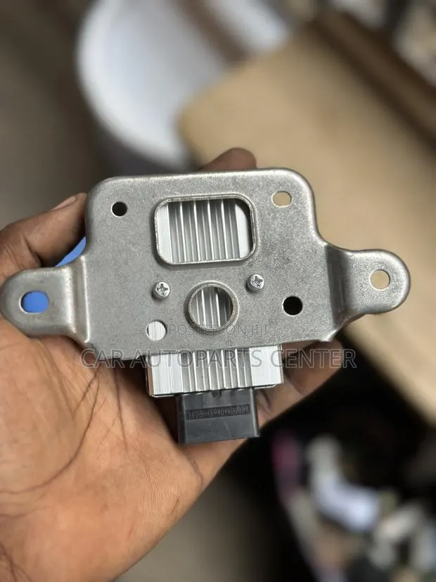 Acura 2014-20 Fuel Pump Control Module · Photo 1