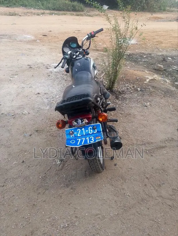 Bajaj Boxer 150 UG 2021 Black · Photo 1