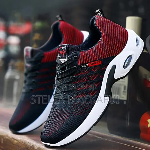 Exquisite Unisex Sneakers Size 40 Only · Photo 1