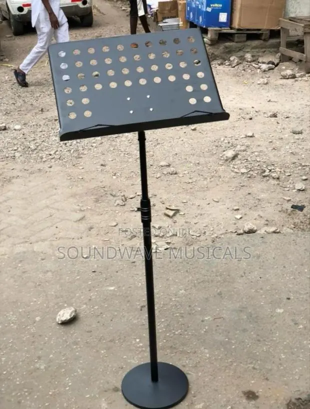 Music Stand · Photo 1