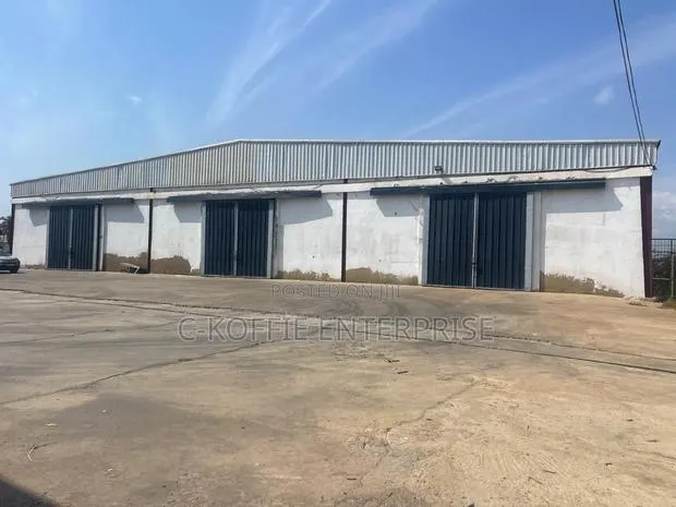 900 SQM Warehouse at Tema Valco Roundabout · Photo 1