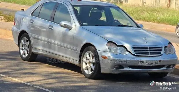 Mercedes-Benz C280 2007 Silver · Photo 1
