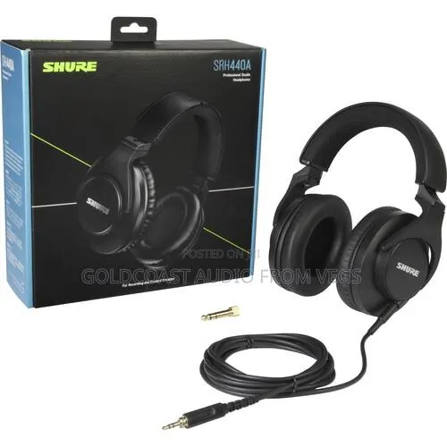 Shure Srh440a Closed-Back Over-Ear Studio Headphones · Photo 1