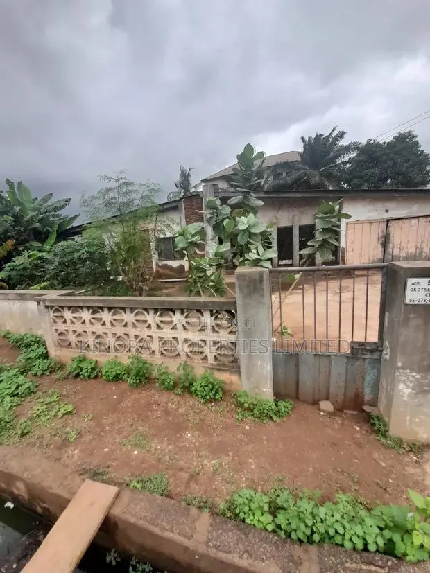 70×100 Registered Plot of Land for Sale at Hatso Palace · Photo 1