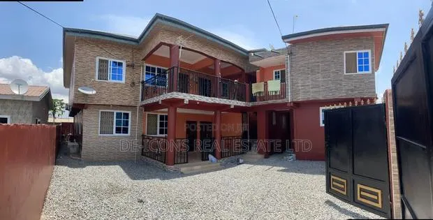 3bdrm Duplex in De-Icons Real Estate, Awutu Senya East Municipal · Photo 1