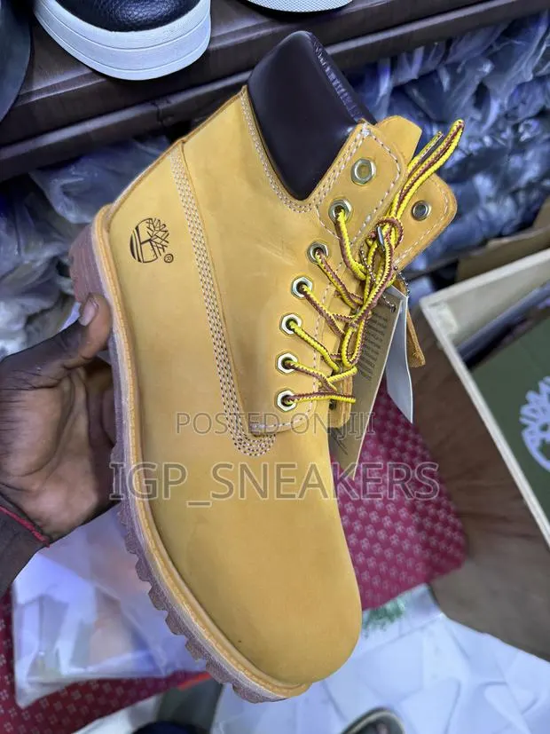 Timberland Waterproof Boots · Photo 1