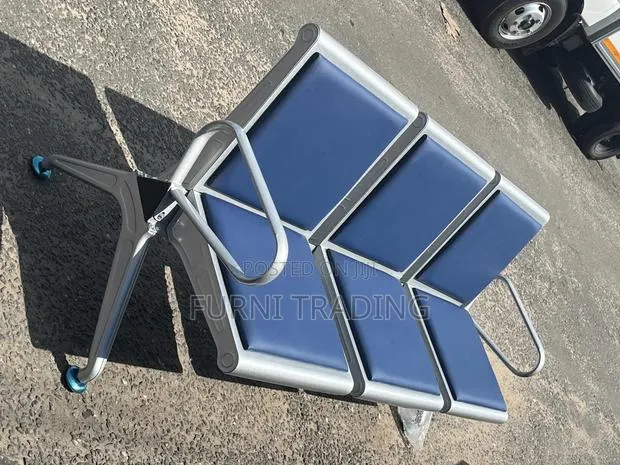 3 Seater Airport Waiting Chair · Photo 1