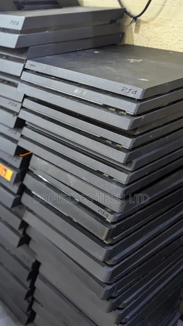Lots of Clean PS4 Standards for Sale. Payment on Delivery Available. · Photo 1