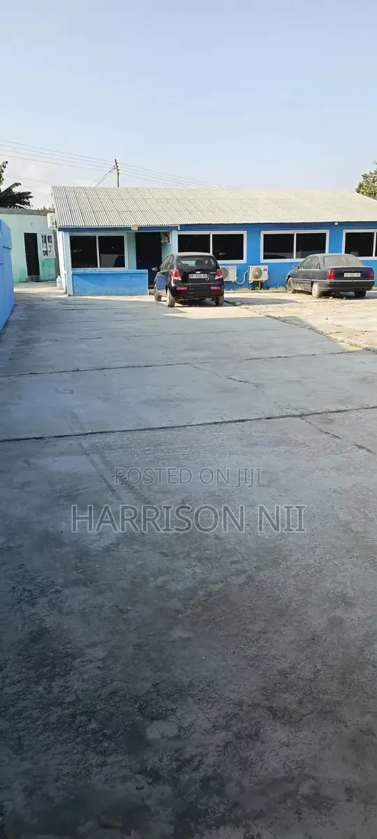 5bdrm House in Awudome Estate, Accra Metropolitan for sale · Photo 3