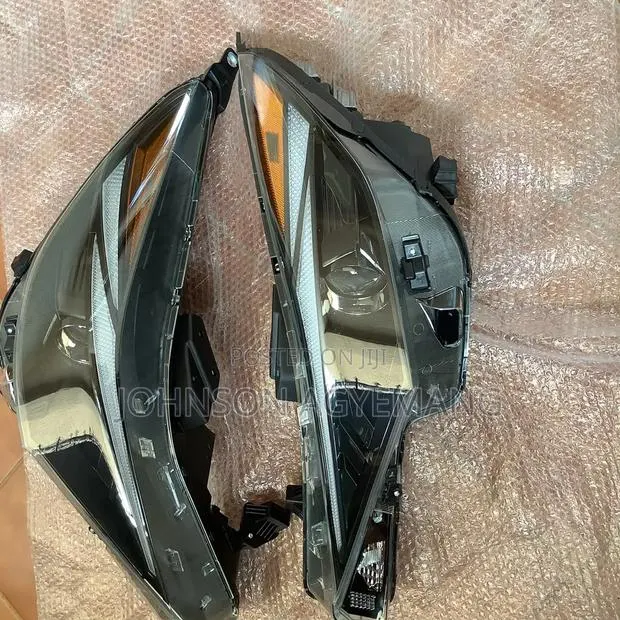 Hyundai Elantra 2022 Headlight · Photo 1
