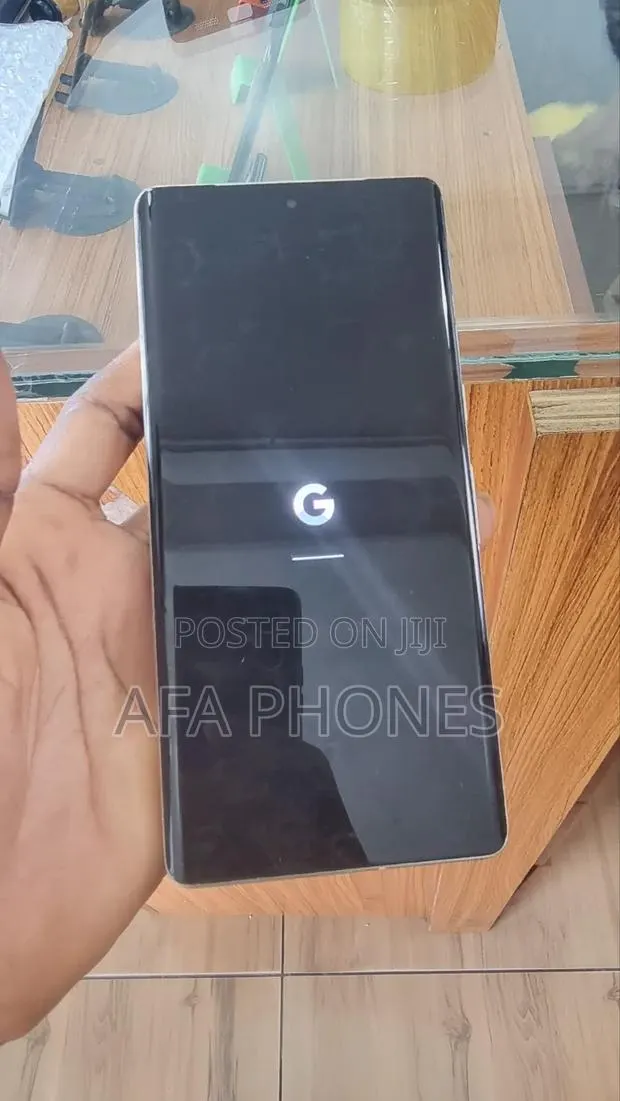 New Google Pixel 7 Pro 128 GB Green · Photo 1
