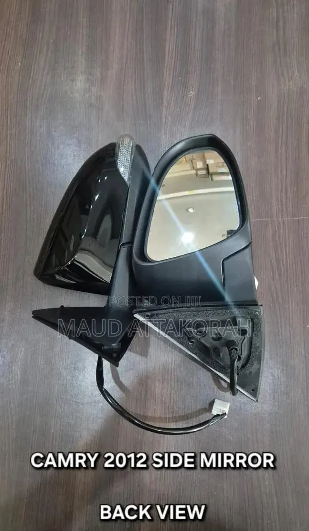 Toyota Camry 2012 Side Mirror · Photo 1