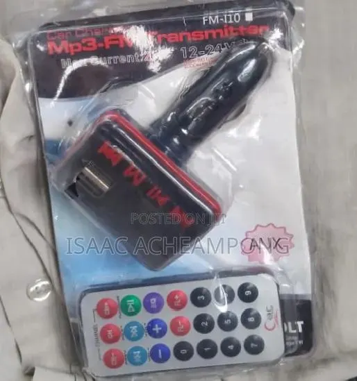 Original Car Chargers With Mp3 and FM Transmitter · Photo 1
