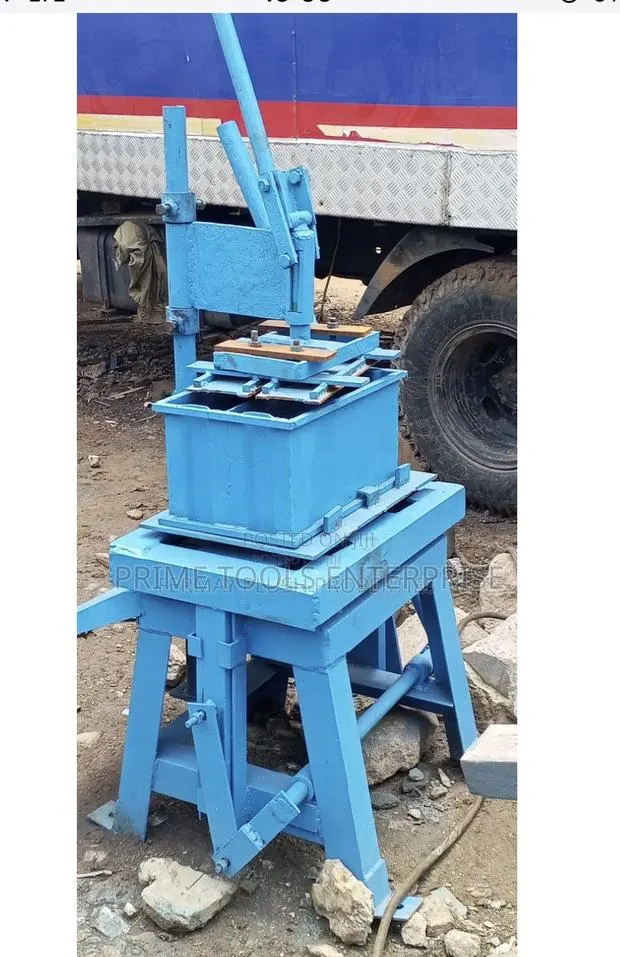 Electric Block Moulding Machine · Photo 1