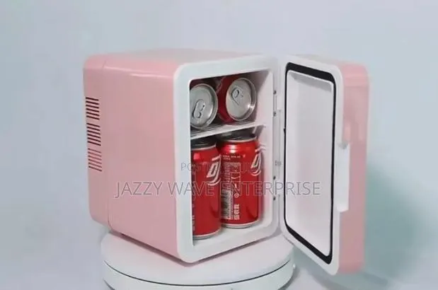 Quality Mini Fridge · Photo 1