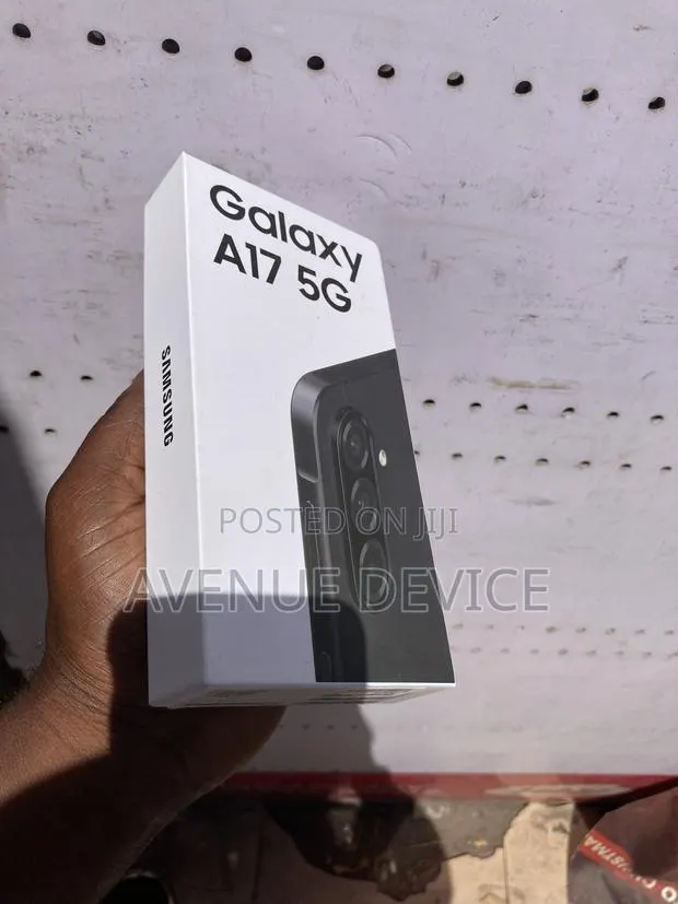 New Samsung Galaxy A17 5G 256 GB Black · Photo 1