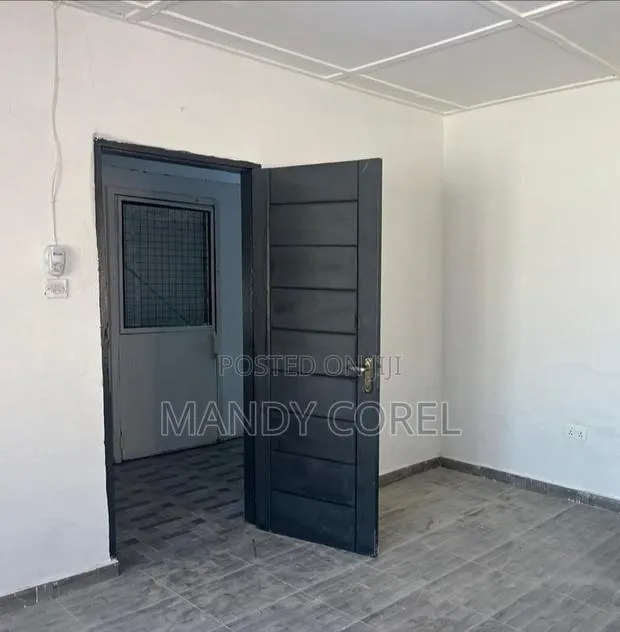 1bdrm Room & Parlour in Peace Clinic Area for rent · Photo 1