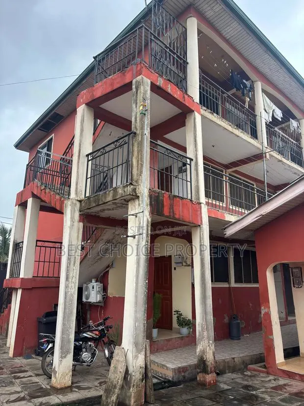 Chamber and Hall Sc for Rent Madina · Photo 1