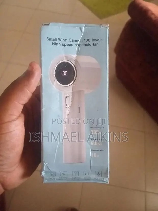 Mini Wind Cannon Handheld Fan · Photo 1