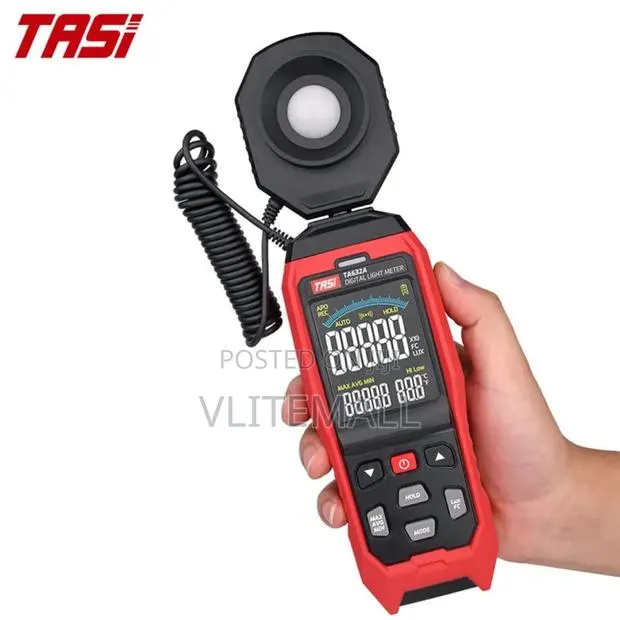 TASI TA632A, a Handheld Digital Light Meter · Photo 1