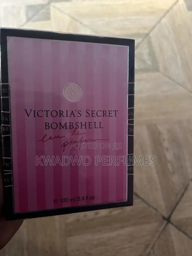 Victoria Secret Bombshell · Photo 1