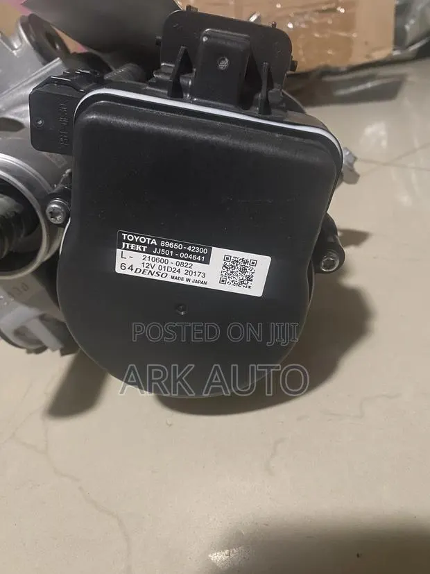 Steering Rack Steering Toyota Rav4 v Hybrid 89650-42300 · Photo 1