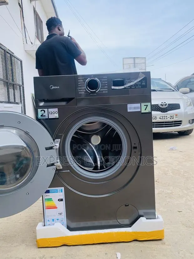 7kg Front Load Midea Washing Machine Full Auto · Photo 1