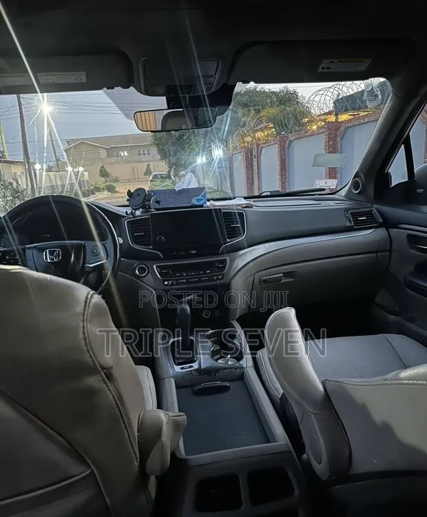 Honda Pilot EX-L AWD 2020 White · Photo 1