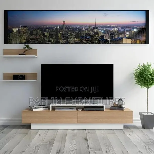 Paflin’S Quality Tv Stand · Photo 1