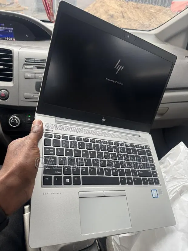 Laptop HP EliteBook 840 G5 8GB Intel Core i5 SSD 256GB · Photo 1