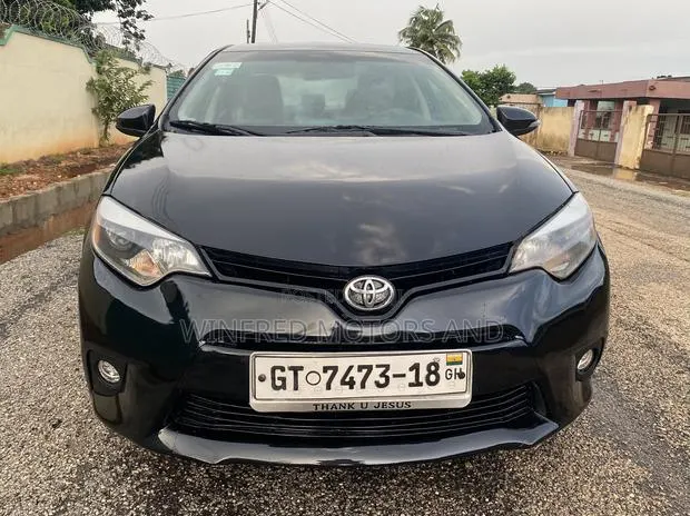 Toyota Corolla S 4dr Sedan (1.8L 4cyl CVT) 2016 Black · Photo 1