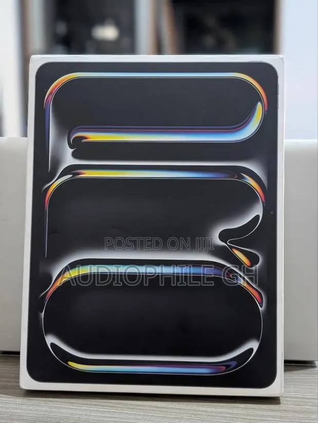 New Apple iPad (2025) 256 GB Black · Photo 1