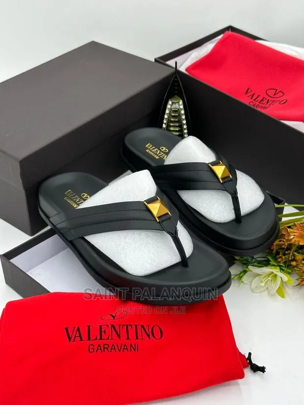 Quality Valentino Leather Slides · Photo 1