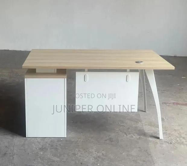Office Desk/ Table( Office Furniture) Saus Org · Photo 1