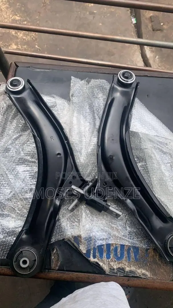 Nissan Rogue,11,12,13Front Lower Arms · Photo 1