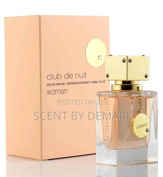 Club De Nuit Woman · Photo 1
